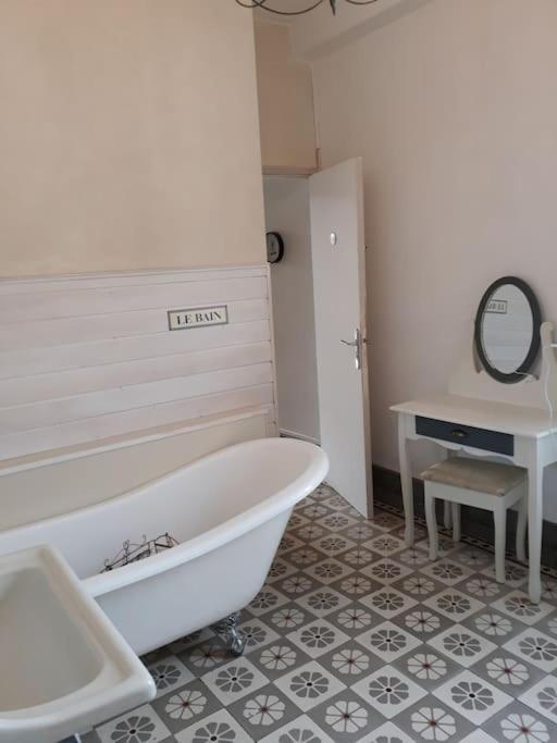 Maison De Ville Proche Beauval Avec Parking Сел-сюр-Шер Екстериор снимка
